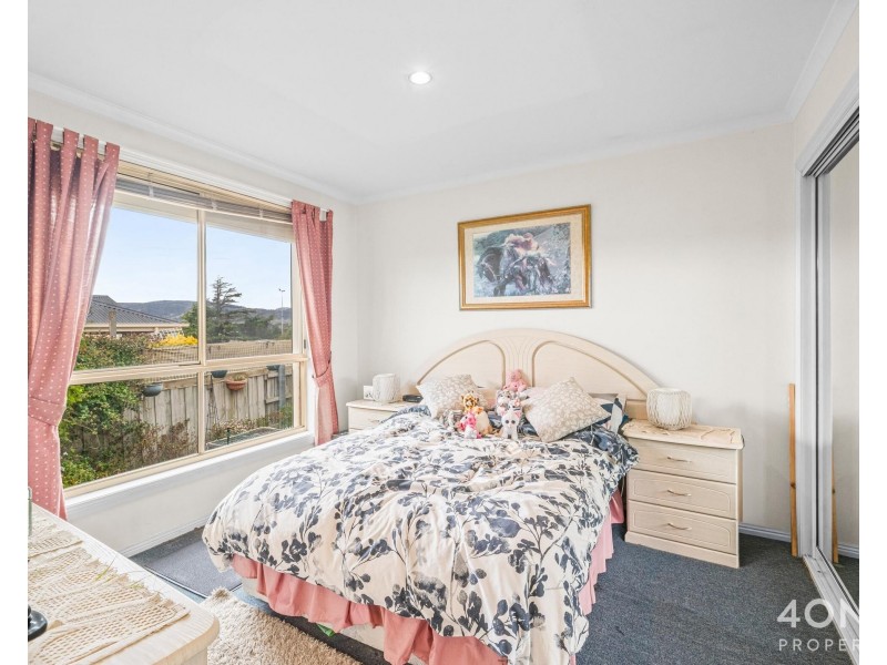 8/42 Racecourse Road, Brighton TAS 7030