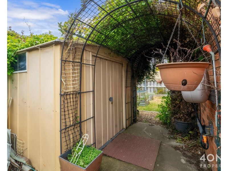 8/42 Racecourse Road, Brighton TAS 7030