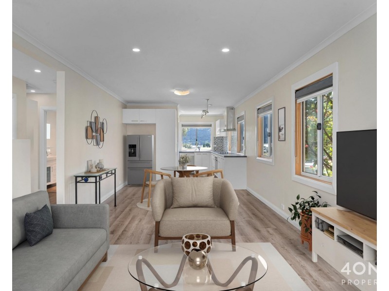 21 Rothesay Circle, Goodwood TAS 7010
