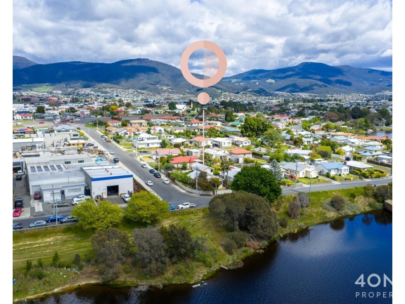 32 Gepp Parade, Derwent Park TAS 7009