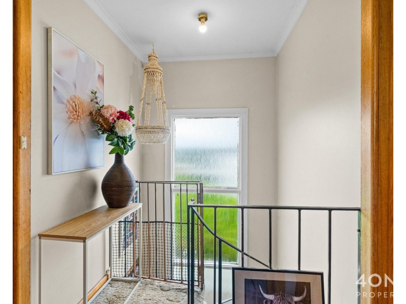 32 Gepp Parade, Derwent Park TAS 7009