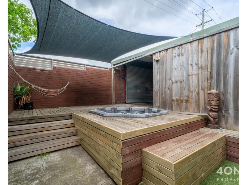 32 Gepp Parade, Derwent Park TAS 7009