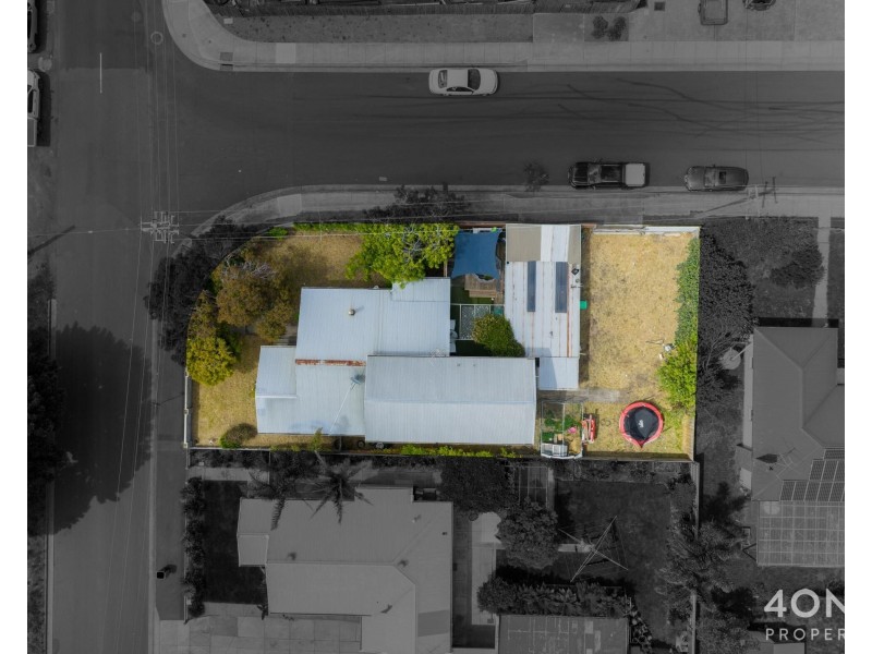 32 Gepp Parade, Derwent Park TAS 7009