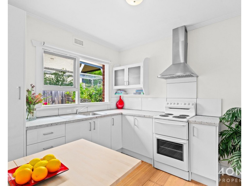 3/16A Ratho Street, Lenah Valley TAS 7008