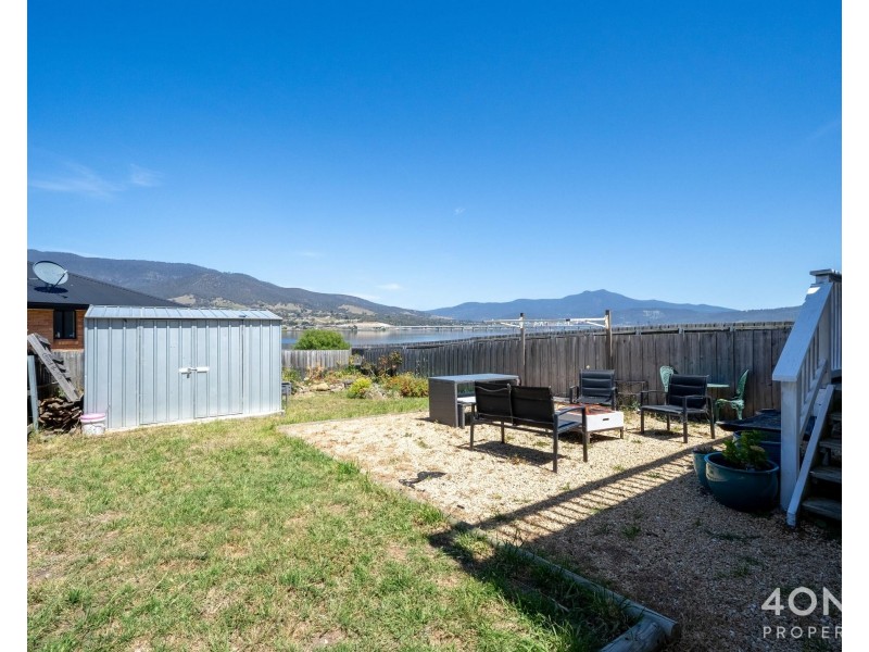2/19-21 Maxwell Drive, Bridgewater TAS 7030