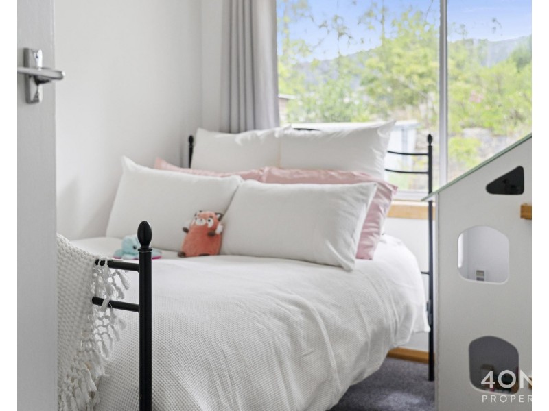 4 Chelmsford Place, Glenorchy TAS 7010