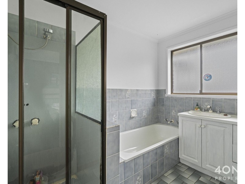 65 Russell Road, Claremont TAS 7011