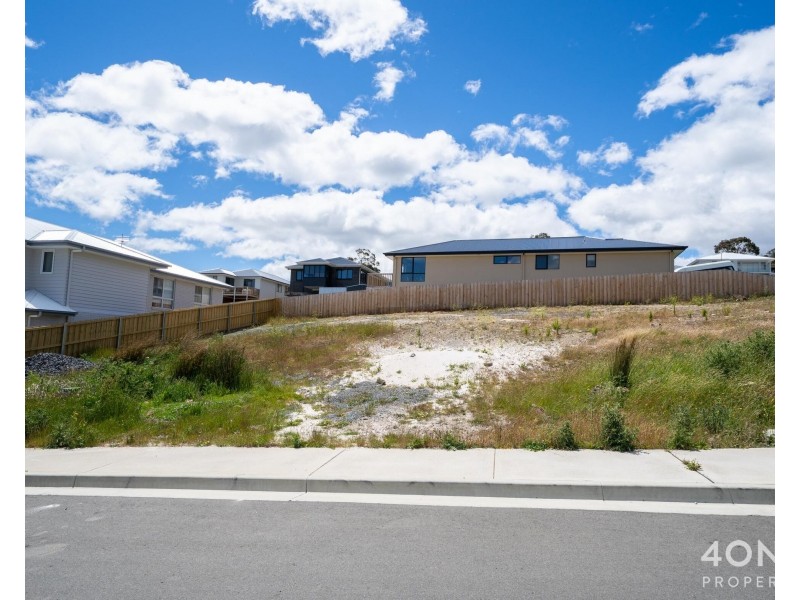 8 Meraki Way, Risdon Vale TAS 7016