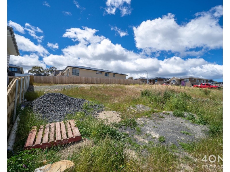 8 Meraki Way, Risdon Vale TAS 7016