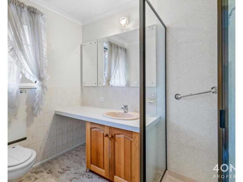 7 Oldham Avenue, New Town TAS 7008
