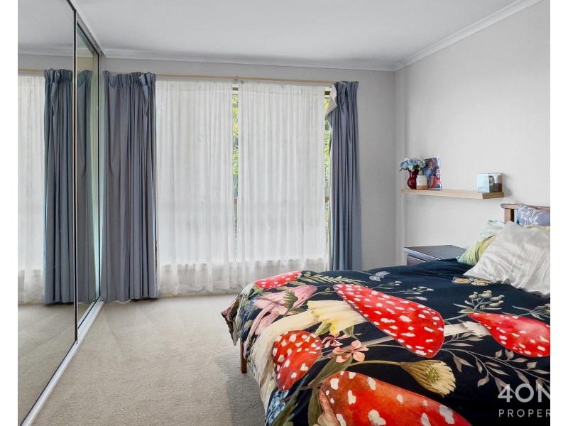 16 Selby Place, Berriedale TAS 7011