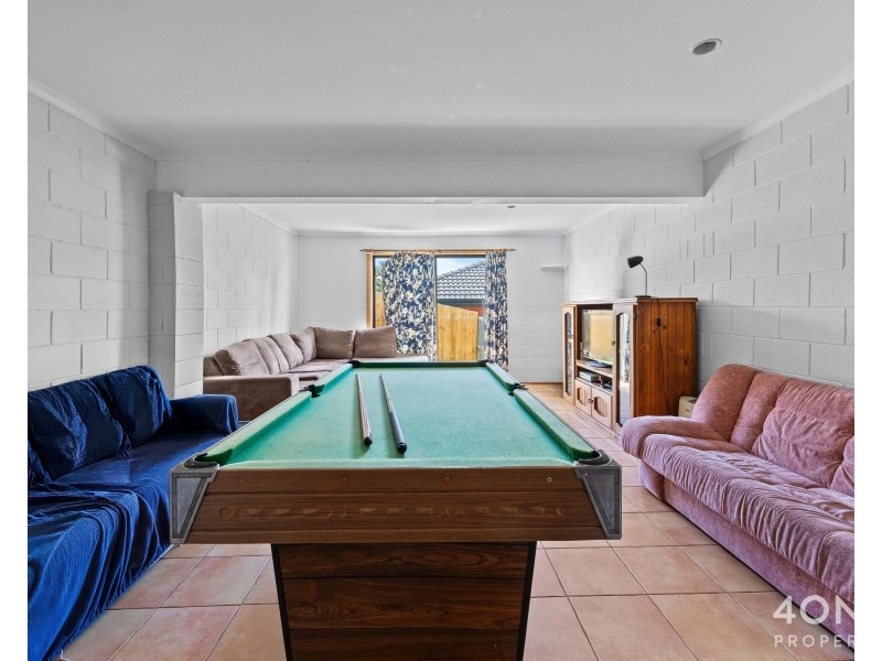 16 Selby Place, Berriedale TAS 7011