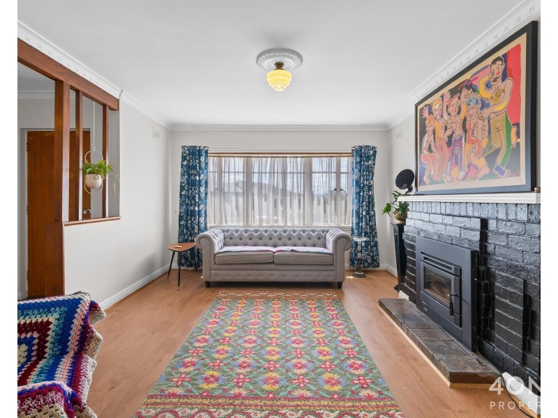 77 Lampton Avenue, Derwent Park TAS 7009