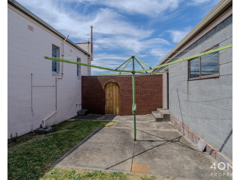 77 Lampton Avenue, Derwent Park TAS 7009