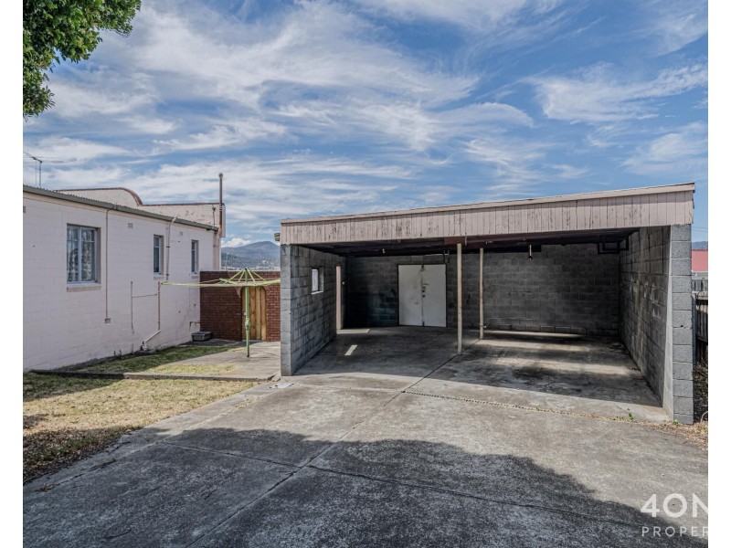 77 Lampton Avenue, Derwent Park TAS 7009