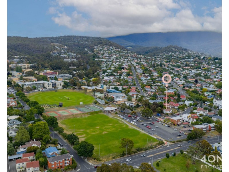 9 Grace Street, Sandy Bay TAS 7005