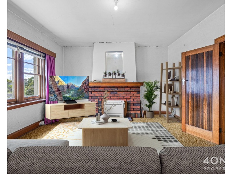 9 Grace Street, Sandy Bay TAS 7005