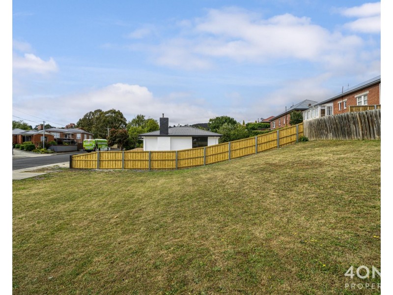 1 Oakley Street, New Town TAS 7008