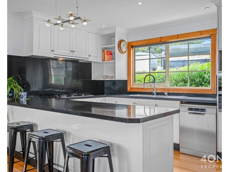 38 Gunners Quoin Road, Old Beach TAS 7017