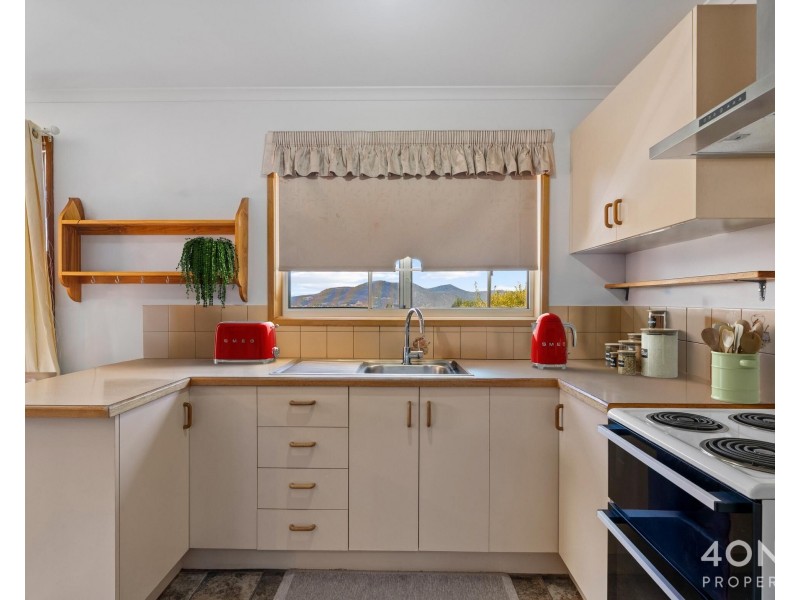 1/16 Merton Street, Glenorchy TAS 7010