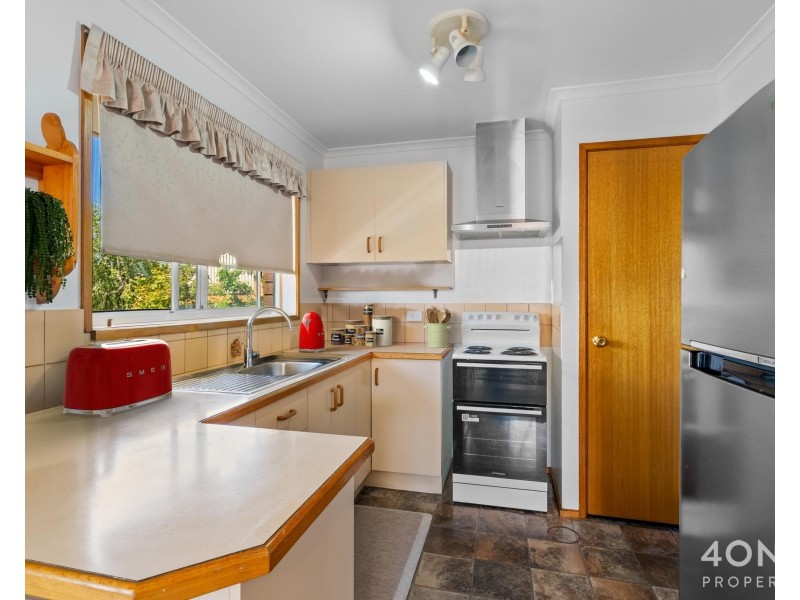 1/16 Merton Street, Glenorchy TAS 7010