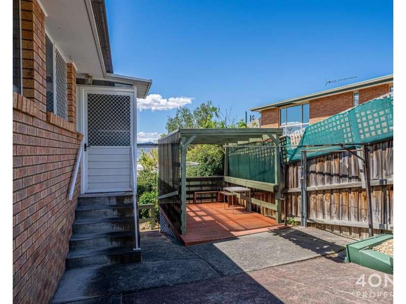 1/16 Merton Street, Glenorchy TAS 7010