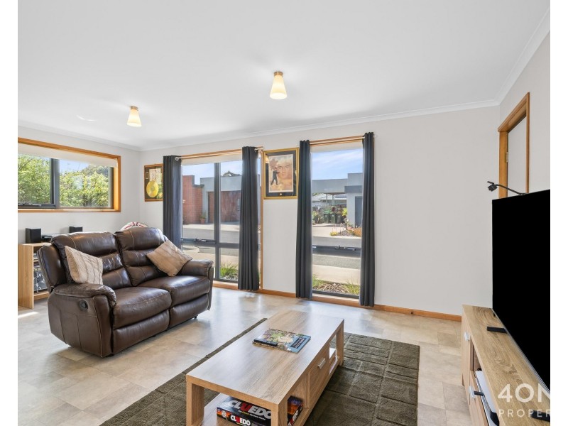 21 Waters Loop, Bridgewater TAS 7030