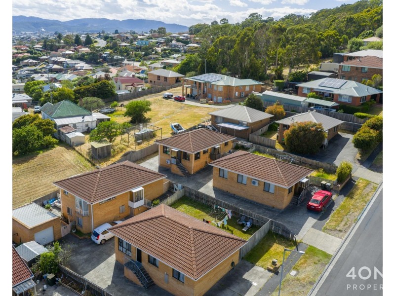 2/13 Longley Court, Glenorchy TAS 7010