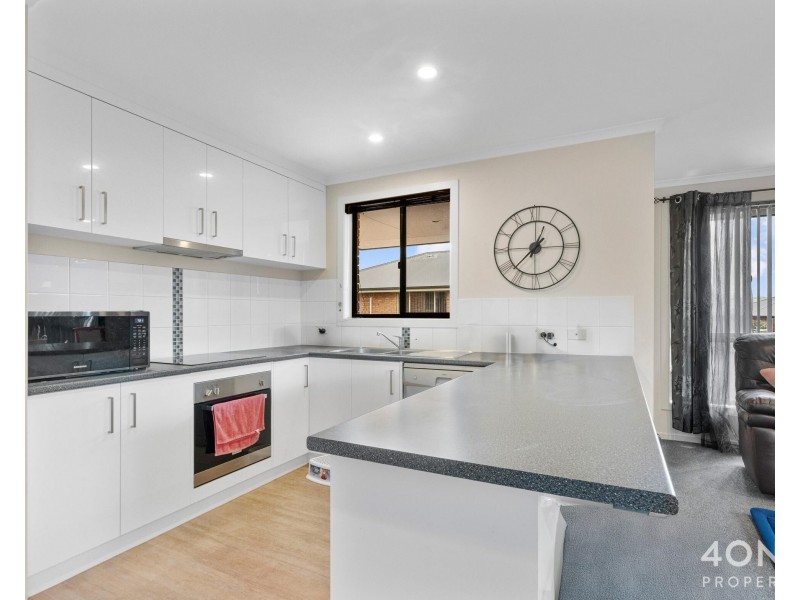 1/14B Burrows Avenue, Brighton TAS 7030