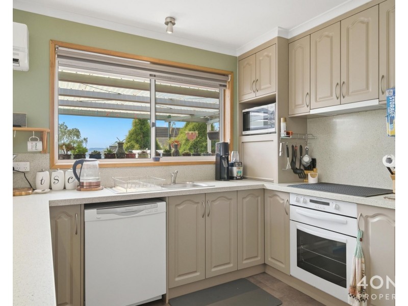 104 Branscombe Road, Claremont TAS 7011