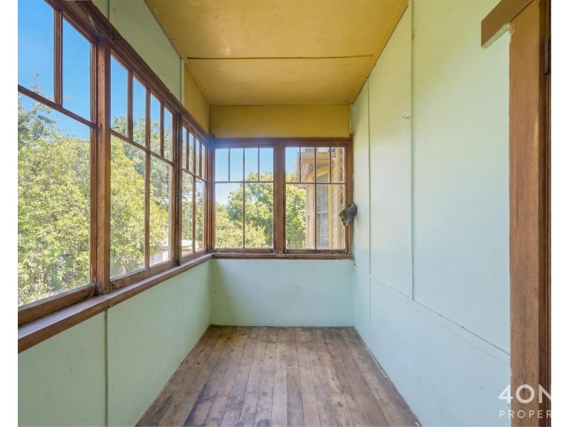 15 Hilton Road, Claremont TAS 7011