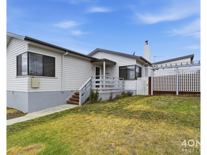 1/16 Cadbury Road, Claremont TAS 7011