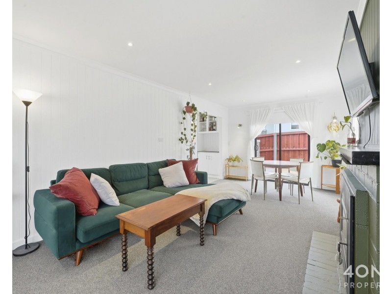 1/16 Cadbury Road, Claremont TAS 7011