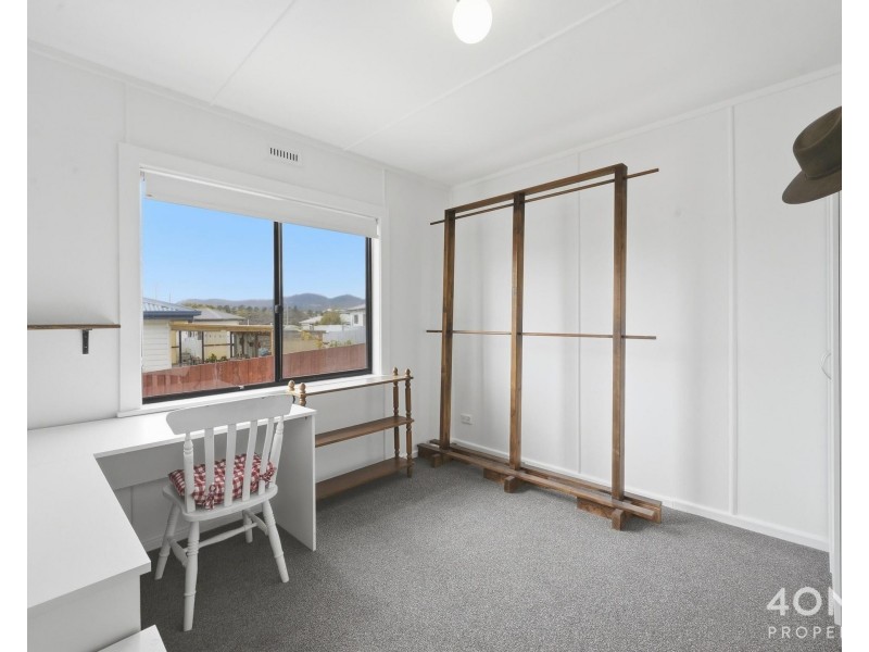 1/16 Cadbury Road, Claremont TAS 7011