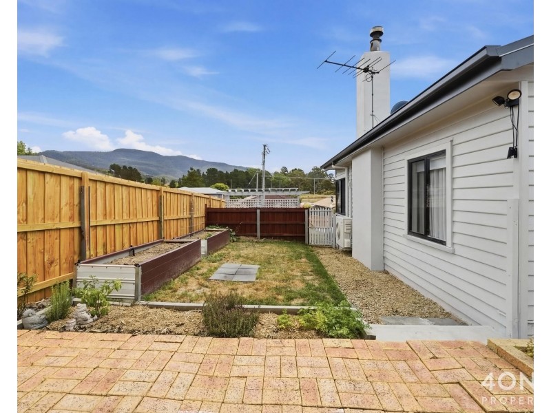 1/16 Cadbury Road, Claremont TAS 7011