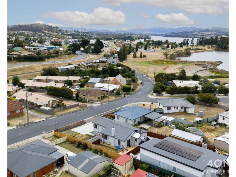 1/16 Cadbury Road, Claremont TAS 7011