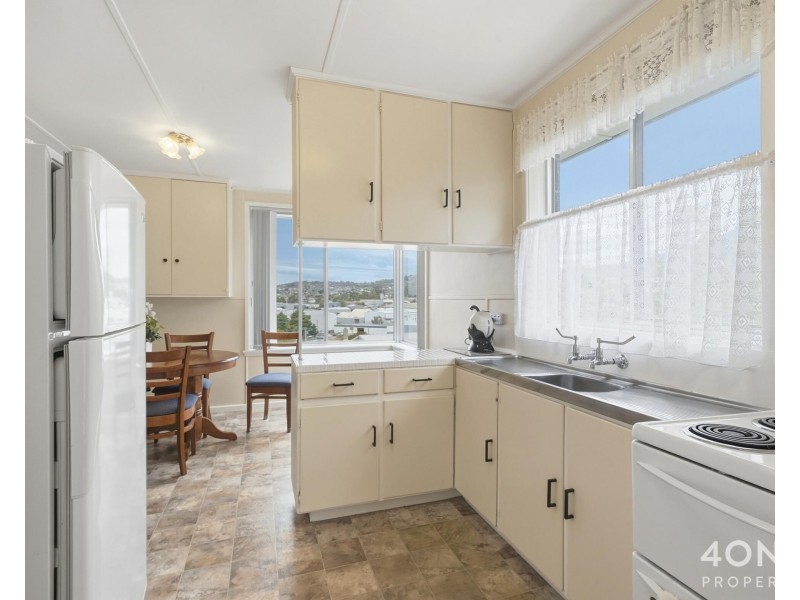 30 Sussex Street, Glenorchy TAS 7010