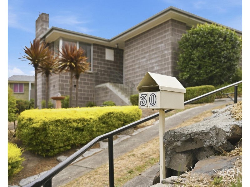 30 Sussex Street, Glenorchy TAS 7010