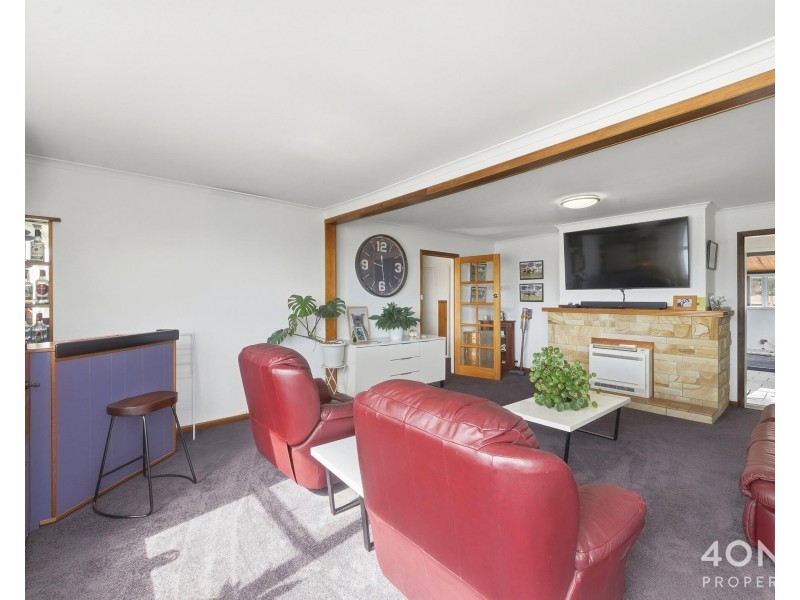 44 Centenary Crescent, Claremont TAS 7011