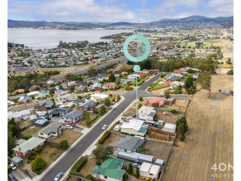 44 Centenary Crescent, Claremont TAS 7011