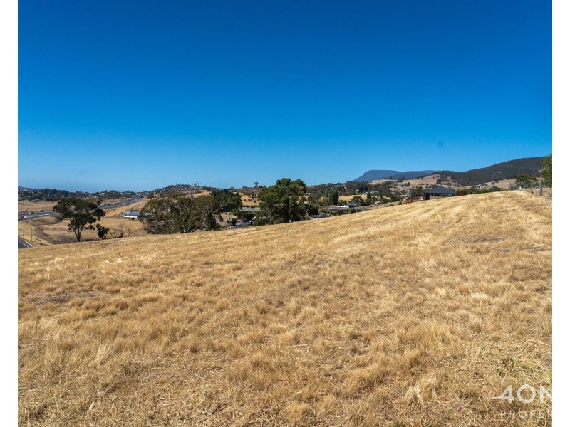 13 Dickenson Drive, Granton TAS 7030