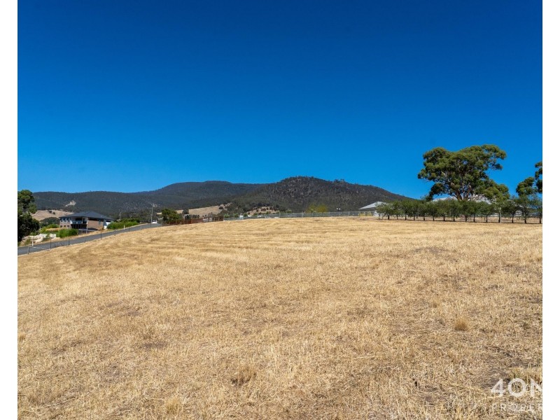 13 Dickenson Drive, Granton TAS 7030
