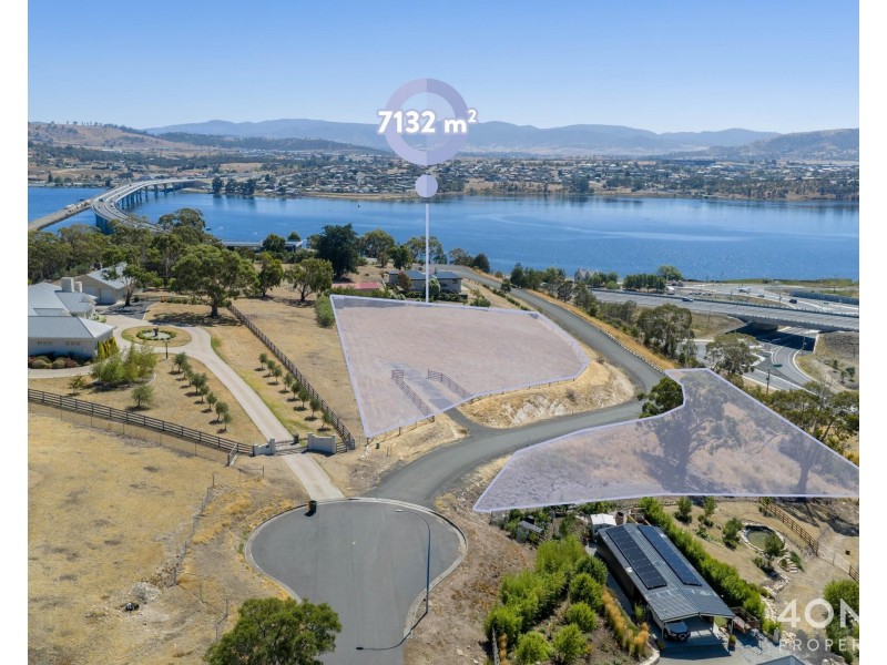 13 Dickenson Drive, Granton TAS 7030