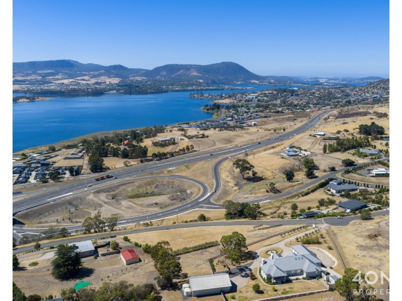 13 Dickenson Drive, Granton TAS 7030