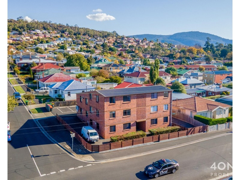 2/10 Charles Street, Moonah TAS 7009