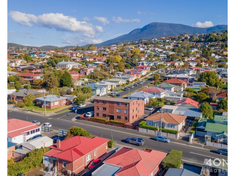 2/10 Charles Street, Moonah TAS 7009
