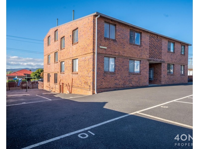 2/10 Charles Street, Moonah TAS 7009