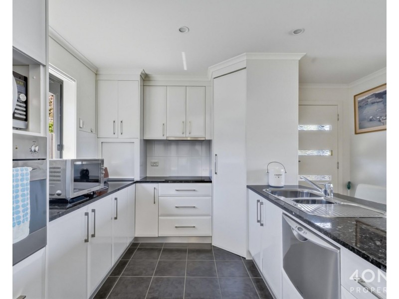 1/32 Hill Street, Bellerive TAS 7018