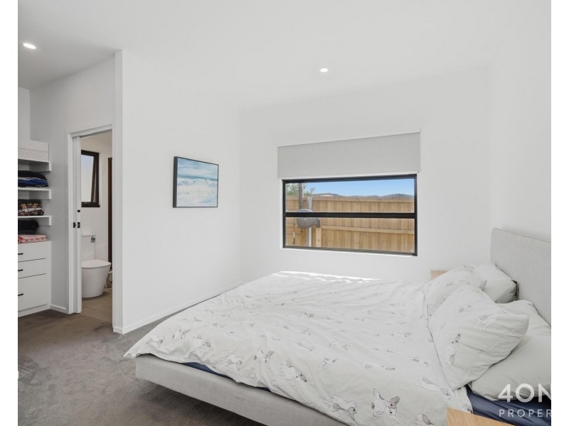 1/40 Emerald Drive, Rokeby TAS 7019