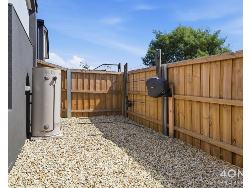 1/40 Emerald Drive, Rokeby TAS 7019